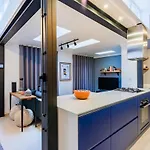 Apartment Elegant 2br + Gourmet Kitchen | Mid-term
